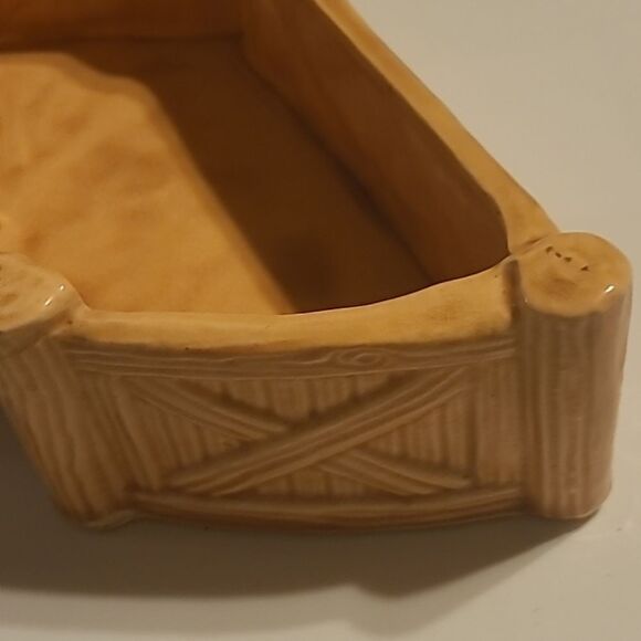 Stockade Potter Planter - Picture 2 of 6